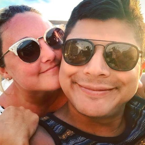 Meet your Posher, Lauren - Picture 1 of 1